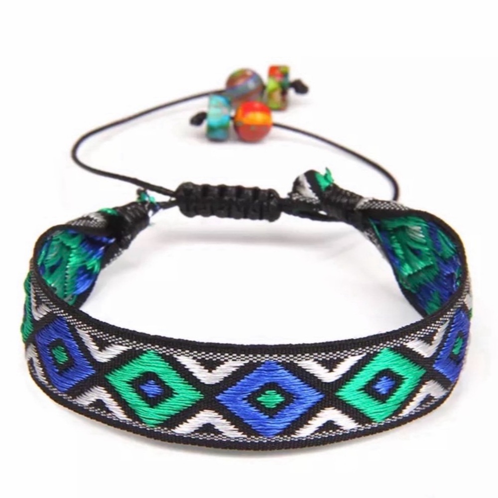 Colorful Woven Diamond Patterned Bracelet